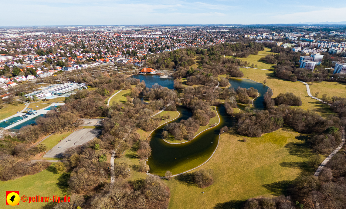 20.02.2023 -  Ostparksee und Schule am Strehleranger mit Umgebung in Neuperlach